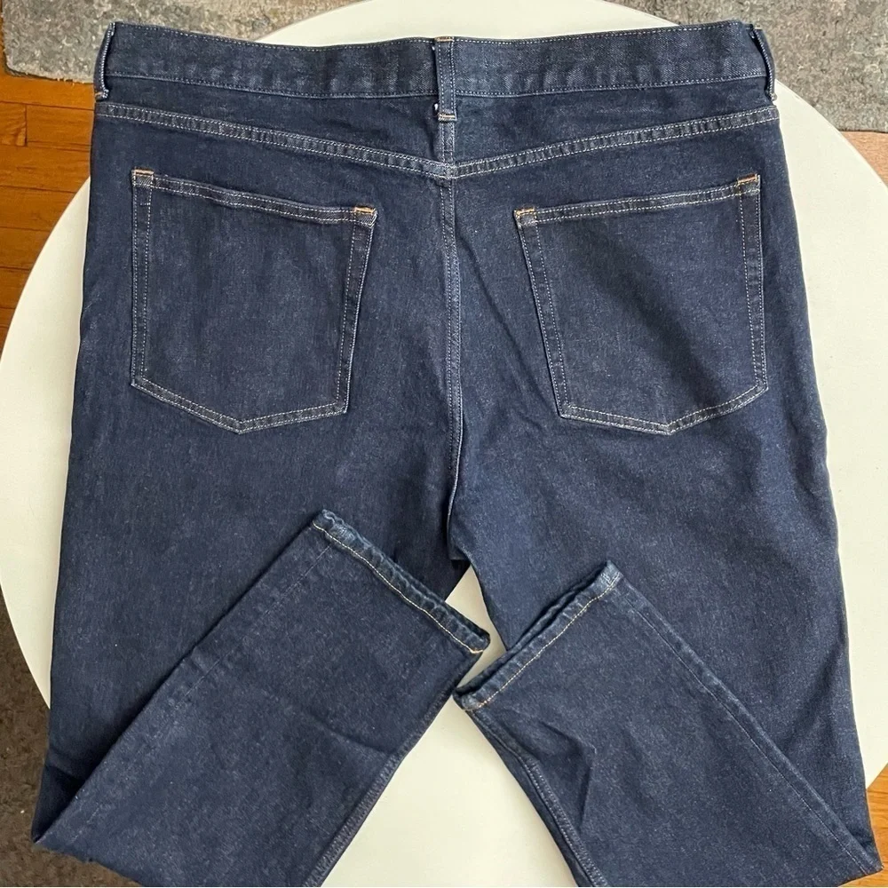 Everlane uniform men’s